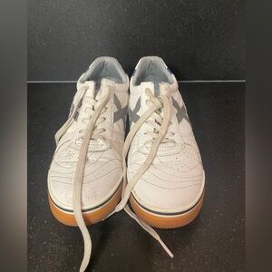 Kids Beige Low-Top Sneakers with Gum Sole